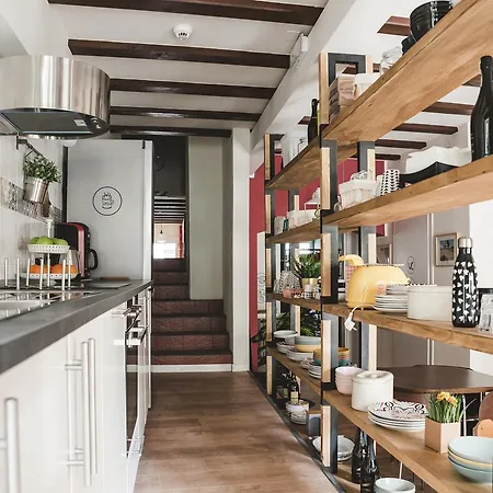 胡斯特罗旅舍 维罗纳