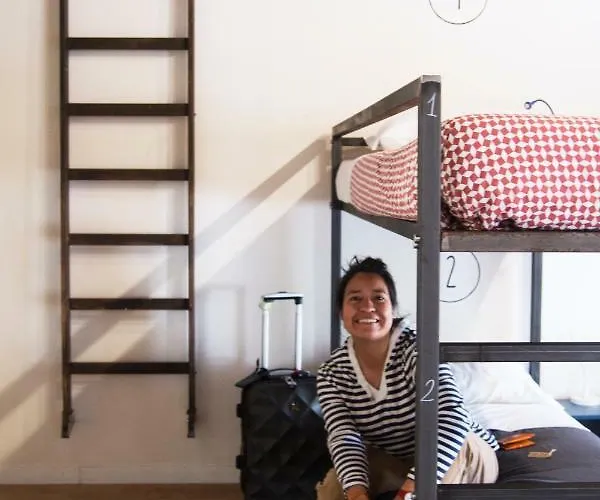 胡斯特罗旅舍 * 维罗纳